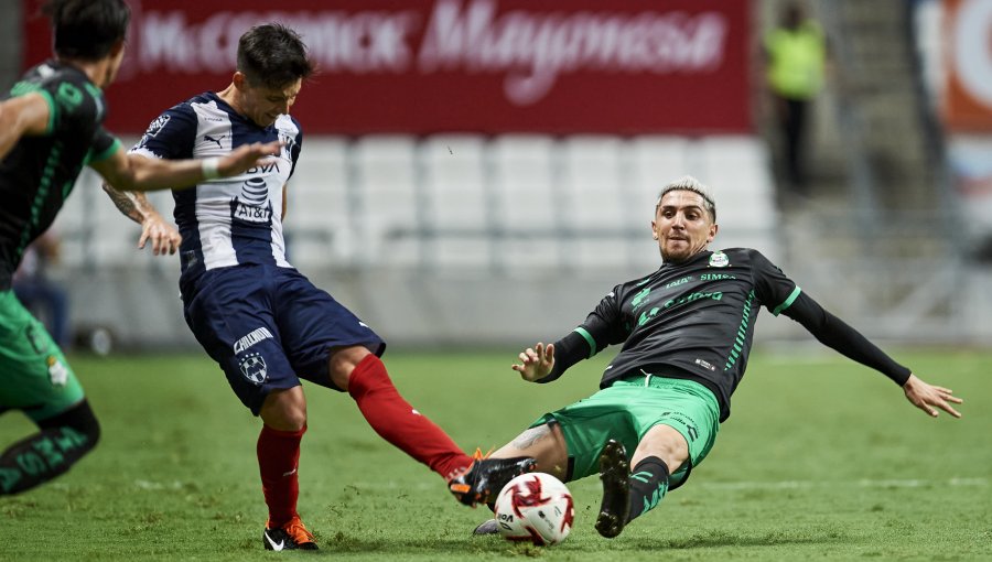 Fútbol de México: Monterrey de Vegas empató en la agonía ante Santos Laguna de Valdés