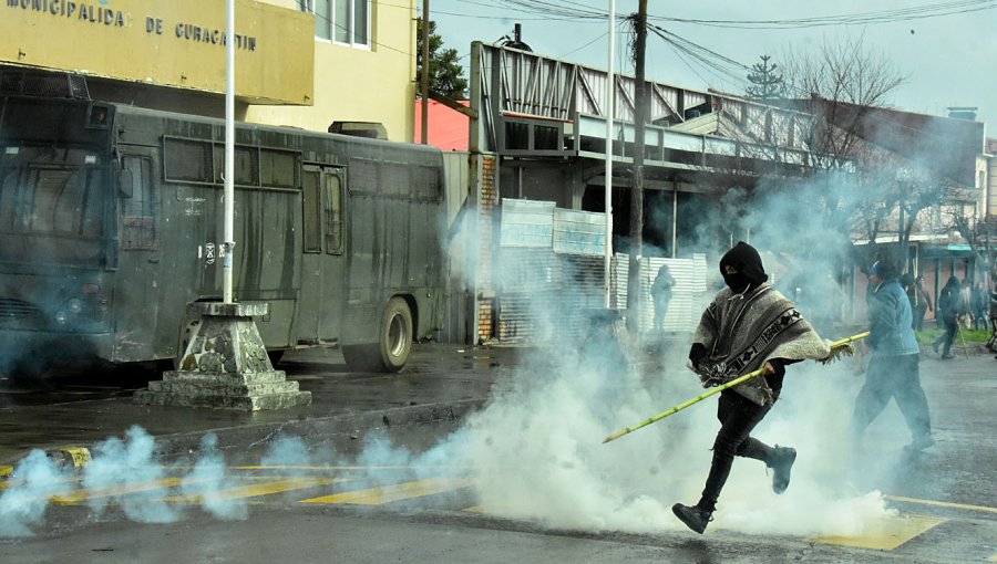 Reunión de comunidades mapuche termina con severos disturbios en Curacautín