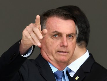 Bolsonaro atribuye miles de muertes en Brasil al confinamiento por la crisis sanitaria