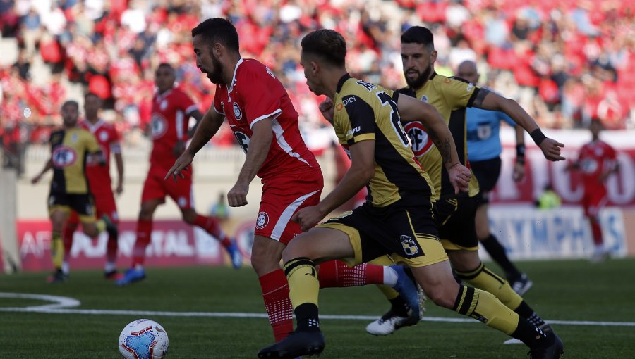 Conozca la nueva fecha tentativa para la reanudación del fútbol chileno