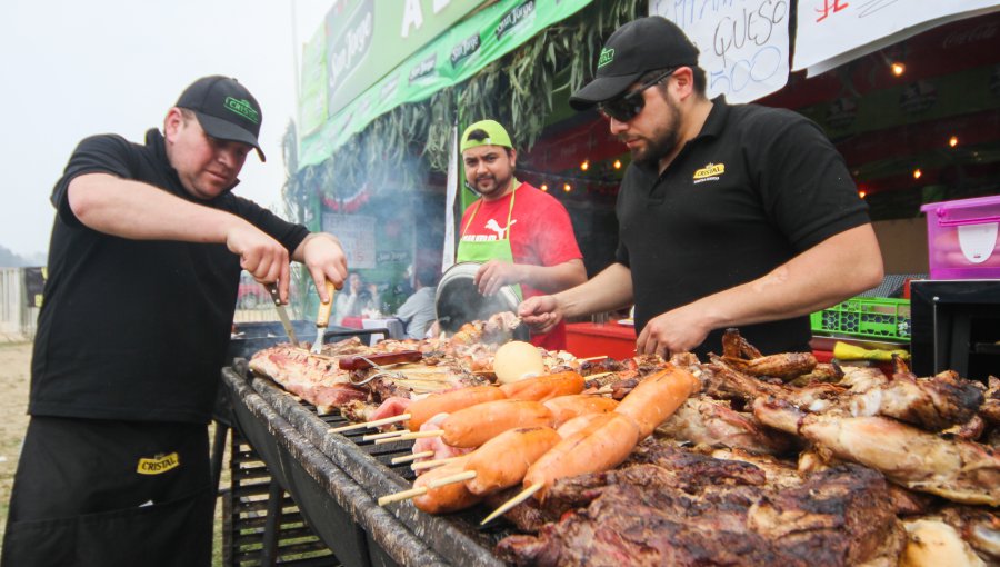 Suspenden tradicionales ramadas del parque Alejo Barrios de Valparaíso, pero en octubre se celebraría al "Roto chileno"