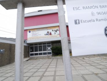 Padres y apoderados de escuelas municipales de Valparaíso acuerdan no retornar a clases presenciales este 2020