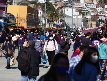 ¿Pandemia sin control en la región?: Pese a cuarentenas Valparaíso, Viña, Quillota y La Calera suben contagios y casos en provincia de Marga Marga casi se triplican en 14 días