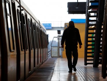 Metro de Santiago reabrió tres estaciones y recuperó la totalidad de la Línea 4A