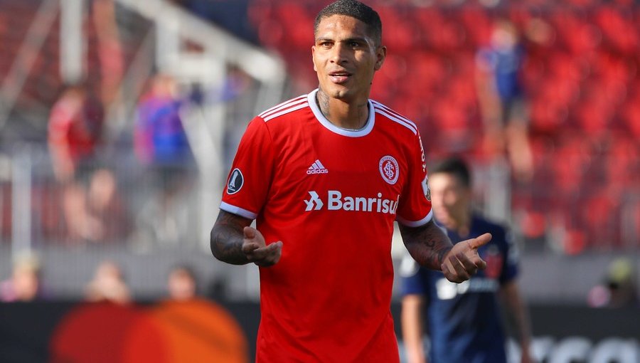 Paolo Guerrero sufrió grave lesión y será baja para duelos ante la UC y la Roja