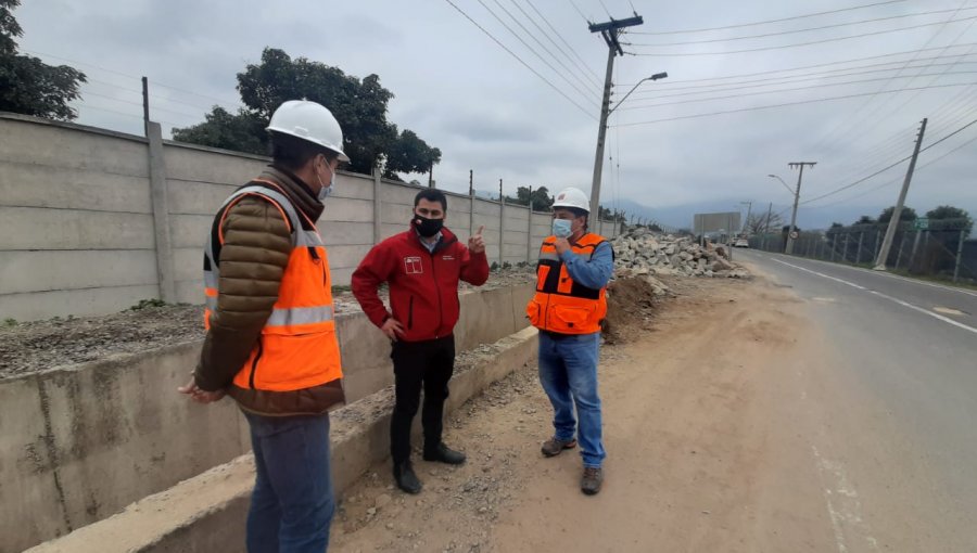 Ministerio de Obras Públicas trabaja en anhelada ciclovía para vecinos de Pocochay, en Quillota