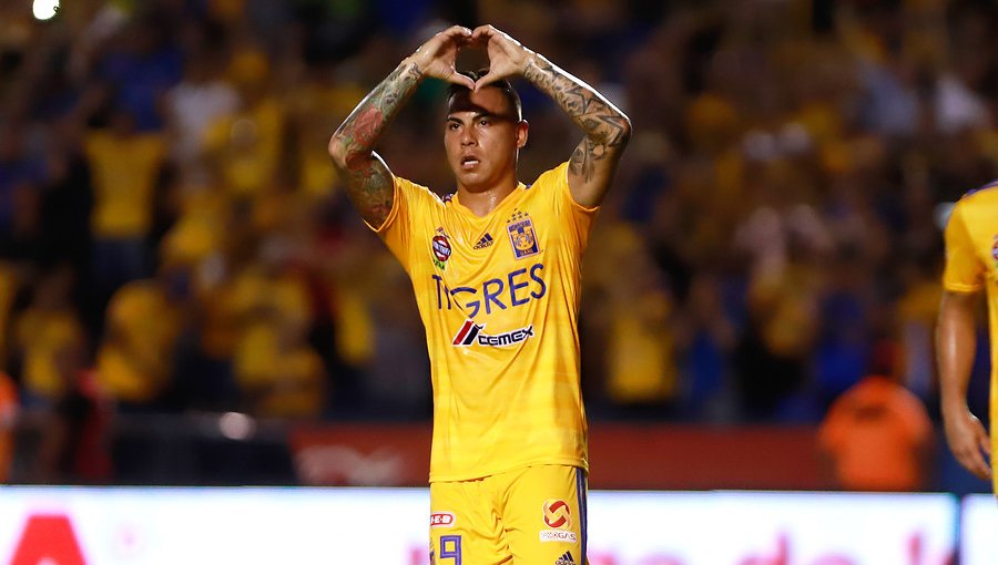 Eduardo Vargas se acercaría al Atlético Mineiro de Sampaoli por diferencias con Tigres