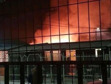 Incendio consume dos viviendas en Villa 250 Años de San Felipe