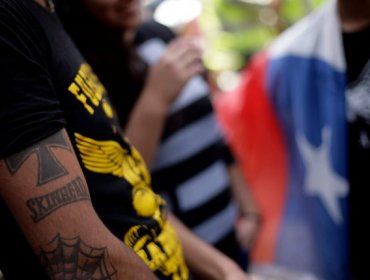 Joven atacado por neonazis durante seis horas en Estación Central: “Asumí que me iban a matar"