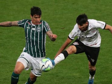 Ángelo Araos fue la gran figura del primer triunfo del Corinthians en el Brasileirao