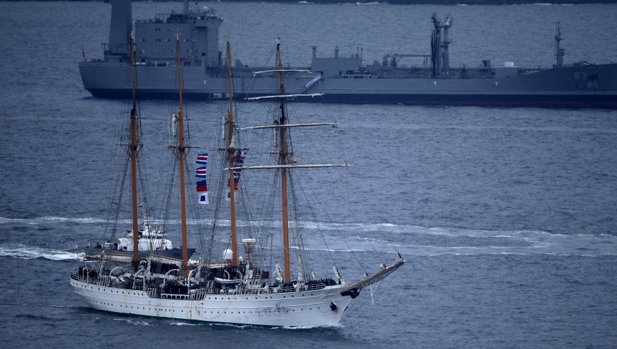 Buque Escuela La Esmeralda inicia un nuevo crucero de instrucción que este año solo será por la costa chilena