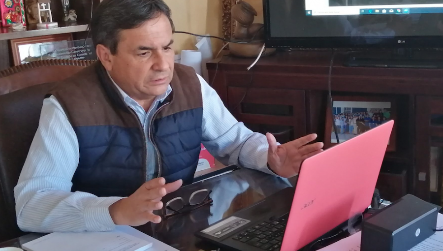 "Terremoto" en el Municipio de Quillota tras escandalosa fiesta: Alcalde Mella envía con feriado al Director de Dideco y mueve al Administrador Municipal