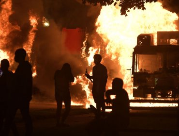 Caso de afroamericano baleado por la espalda por la policía reencendió las protestas en Estados Unidos