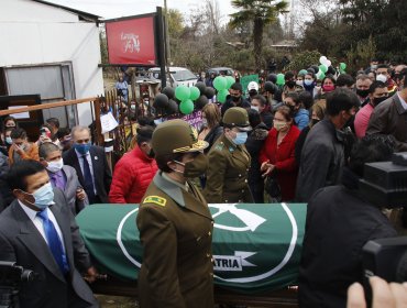 Decenas de personas despidieron y pidieron justicia por carabinera asesinada en Linares