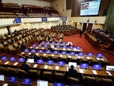 Comisión de Constitución aprobó reforma que limita gasto electoral y aportes de campaña para Plebiscito