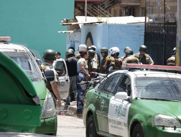 Sujeto retuvo a ex pareja y a su hija con un fusil de guerra en Quilicura