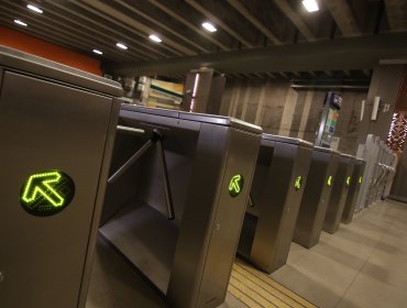 Este lunes reabrió la estación Las Parcelas de la Línea 5 del Metro de Santiago