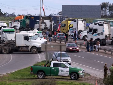 Advierten posible aumento de precios en algunos alimentos debido al paro de camioneros