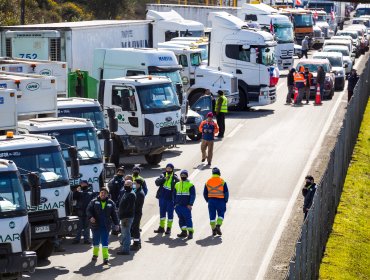 Camioneros enviaron contrapropuesta al Gobierno para deponer la paralización