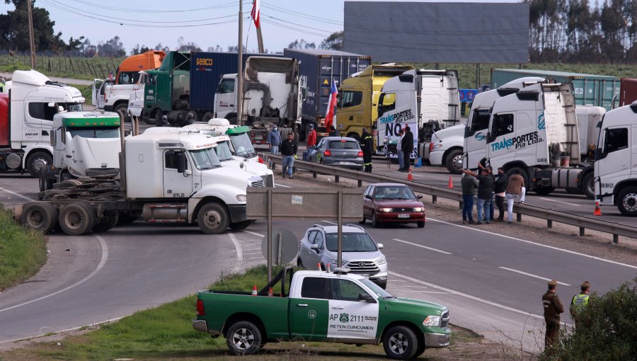 Advierten posible aumento de precios en algunos alimentos debido al paro de camioneros