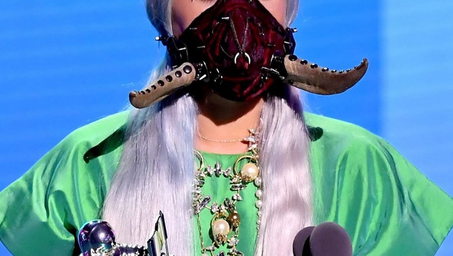 Lady Gaga se ganó todas las miradas con sus mascarillas en premios MTV