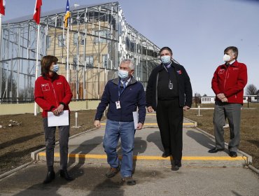 Ministerio de Salud refuerza red asistencial en Punta Arenas con 12 profesionales de Santiago