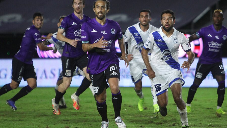 Jorge Valdivia superó al Covid-19 y volvió a los entrenamientos del Mazatlán FC