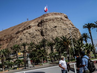 Arica reemplaza su Parada Militar por izamiento de la bandera chilena en el Morro