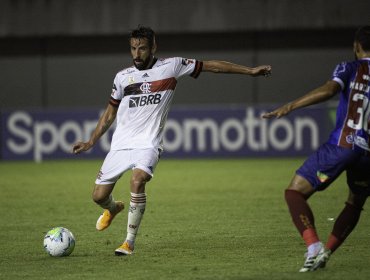 Mauricio Isla brilló con dos asistencias en victoria del Flamengo ante Bahía