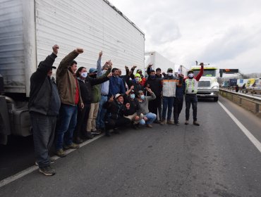 Gobierno detalló acuerdo alcanzado con los camioneros para deponer el paro