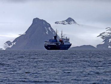 Inusual seguidilla de sismos sorprende a la base chilena en la Antártica