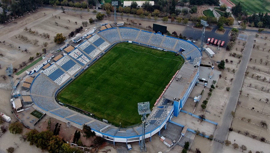 Cruzados da primer paso con miras a la modernización de San Carlos de Apoquindo