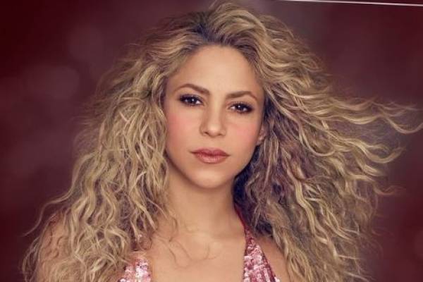 Shakira acusada de evadir impuesto con un nombre falso