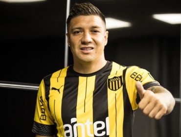 Uruguay: Christian Bravo ingresó en victoria de Peñarol sobre Liverpool