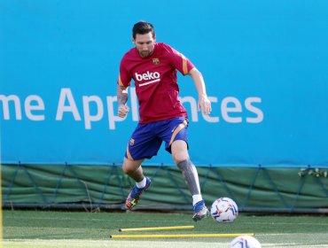 Lionel Messi volvió a entrenar tras confirmar que se queda en FC Barcelona