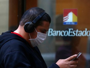 Monitorean operaciones de BancoEstado tras reporte de "software malicioso" en su sistema