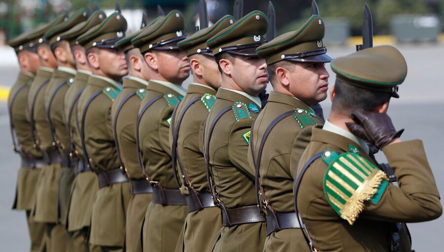 Postulaciones a la Escuela de Carabineros cayeron un 71% con respecto a 2019