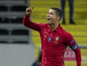 Cristiano Ronaldo anotó dos golazos y alcanzó los 101 tantos con Portugal