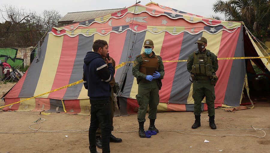 Madre de joven gitana encontrada muerta en campamento de Villa Alemana atribuye su muerte a una enfermedad