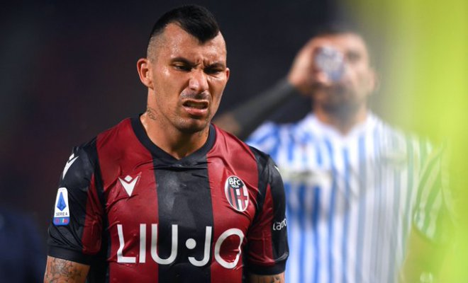 Gary Medel se perderá por lesión el debut de Bologna en la Serie A de Italia