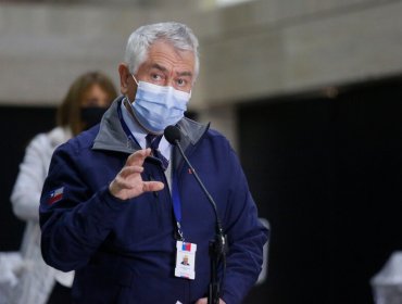 Ministro de Salud por críticas al plan «Fondéate en tu casa»: "No me avergüenzo ni me han doblado la mano"