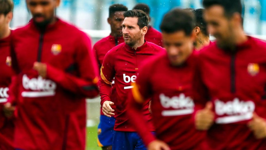 Messi y Coutinho superaron los test PCR y entrenaron con sus compañeros en Barcelona