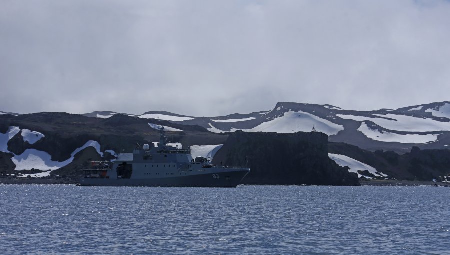 Sernageomin alerta sobre sismicidad en volcán submarino de la Antártica