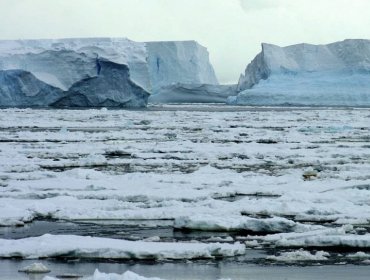 El misterioso volcán submarino que está generando un enjambre sísmico en la Antártica chilena