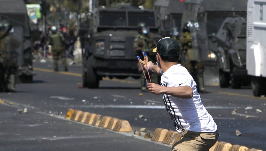 Disturbios y 11 detenidos tras romería en memoria de víctimas de la dictadura