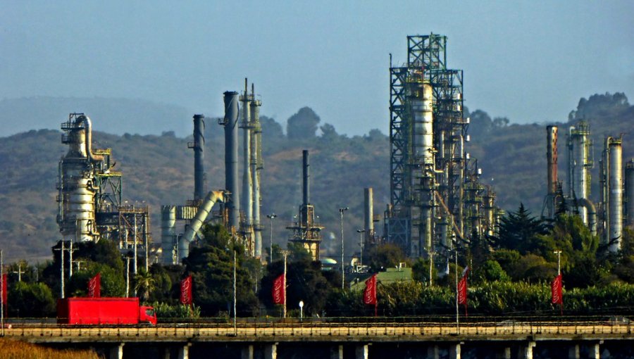 Enap en la mira y ¿Concón bajo peligro?: Informe advierte alta presencia de compuesto nocivo en los alrededores de la refinería