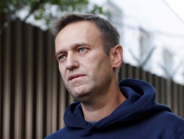 Opositor ruso Alexei Navalny anunció que volvió "respirar sin ayuda" tras el presunto envenenamiento