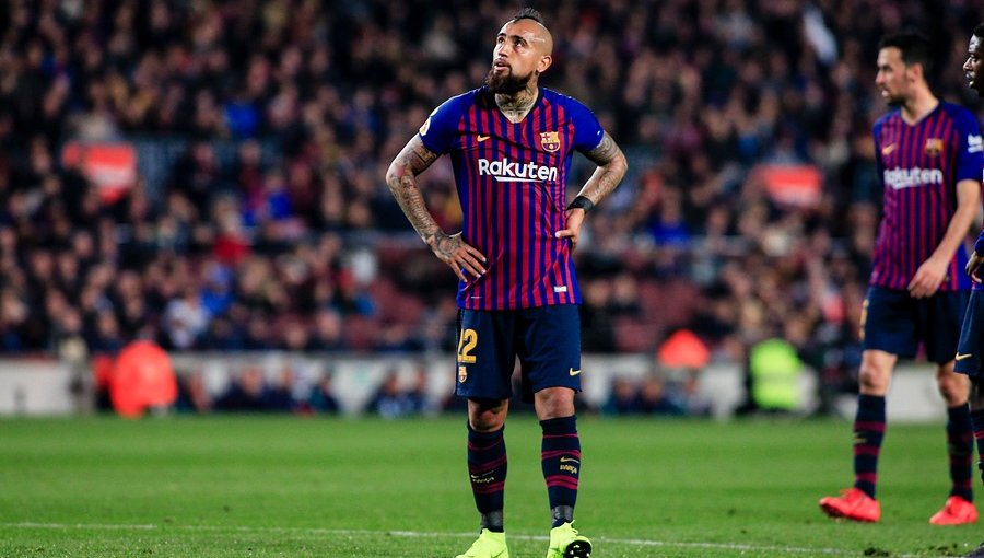 Secretario técnico de Barcelona confirmó que "se está avanzando" en la salida de Arturo Vidal