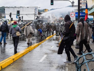 Al menos tres detenidos deja marcha mapuche por niño baleado en Collipulli