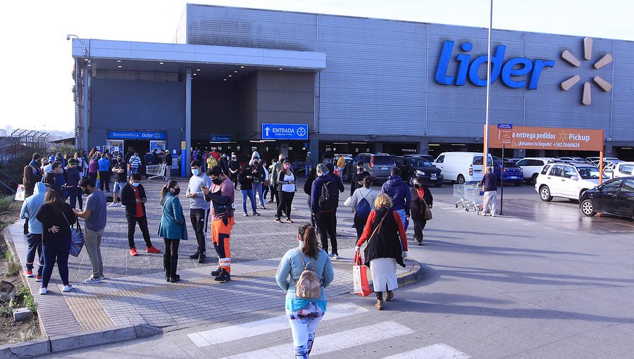 Walmart Chile ofrece plan de retiro voluntario a trabajadores de los formatos Lider Express e Hiper